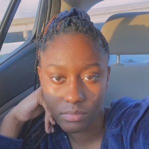 Meet your Posher, Jasiney